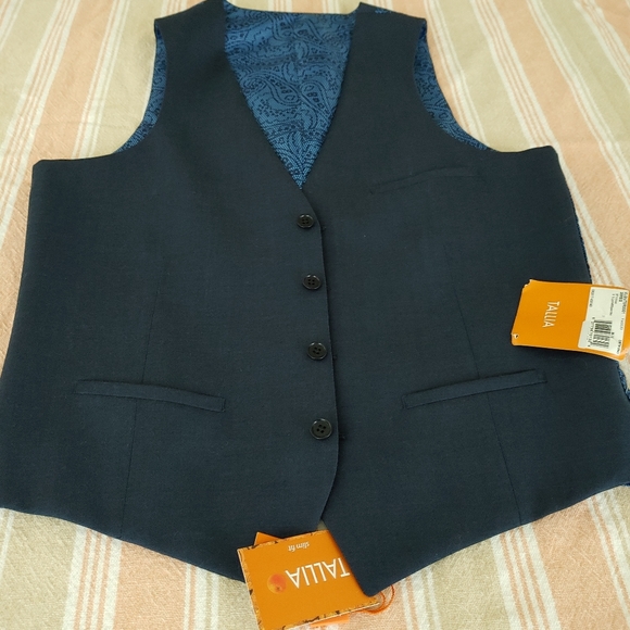 TALLIA New Men's Vest - Picture 2 of 4